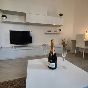 https://appartamento-cristian.hotelinveneto.com
